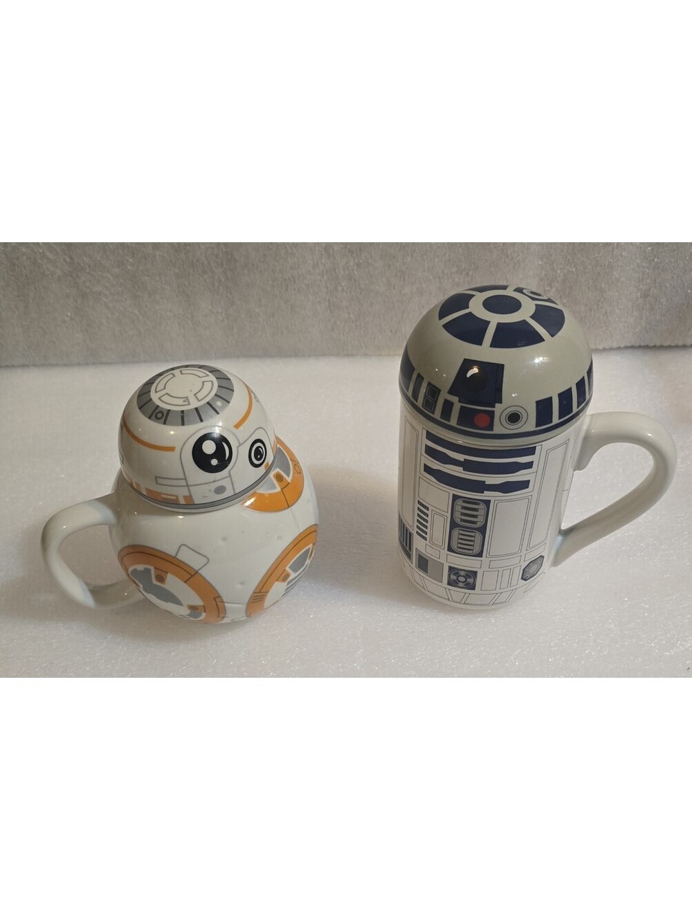 Star Wars R2-D2 & BB-8 12oz. Ceramic BB-8 Cup whistles and beeps Hallmark